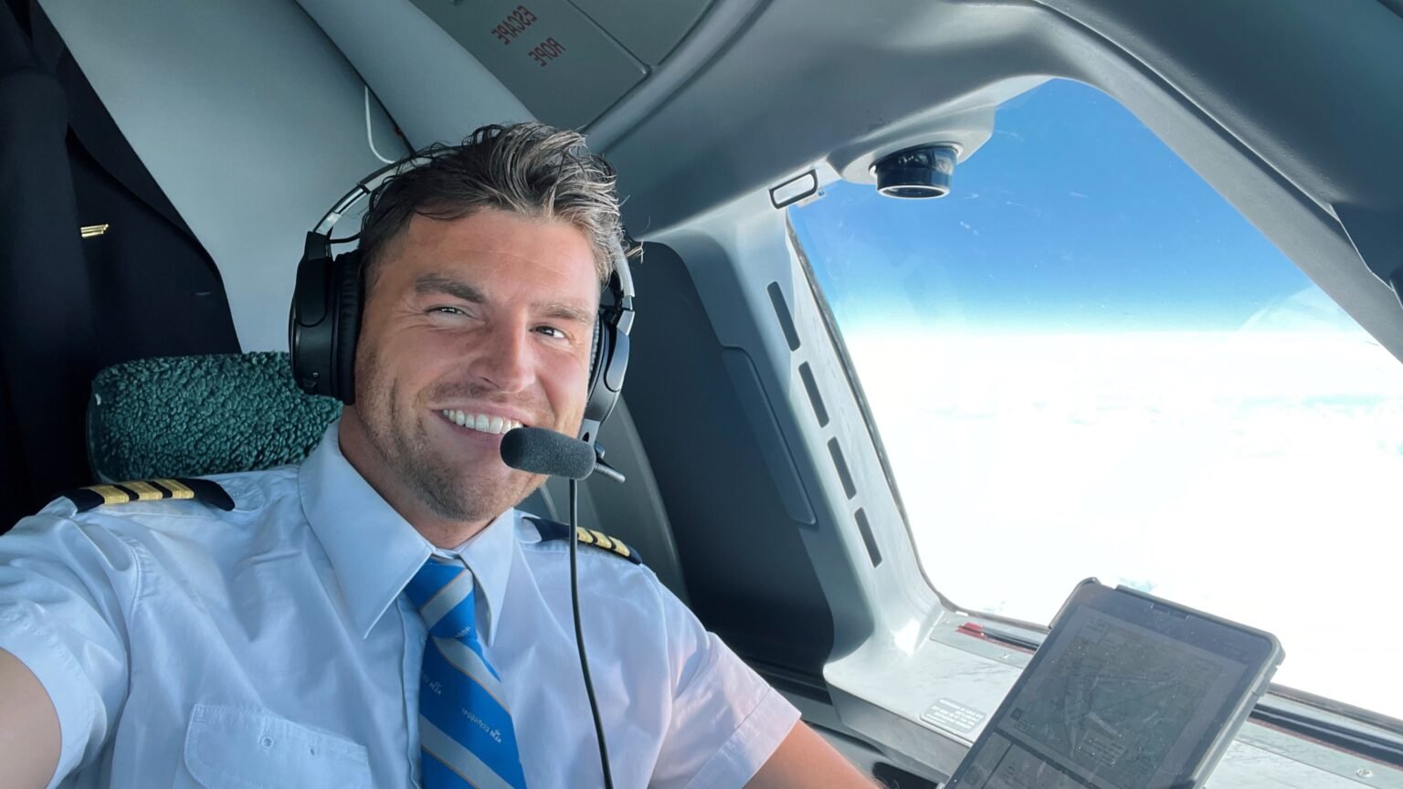 Miguel in de cockpit
